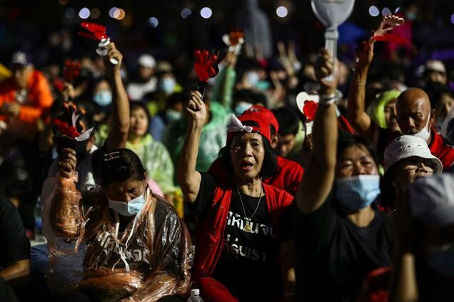 В Таиланде прошли многотысячные антиправительственные акции протеста