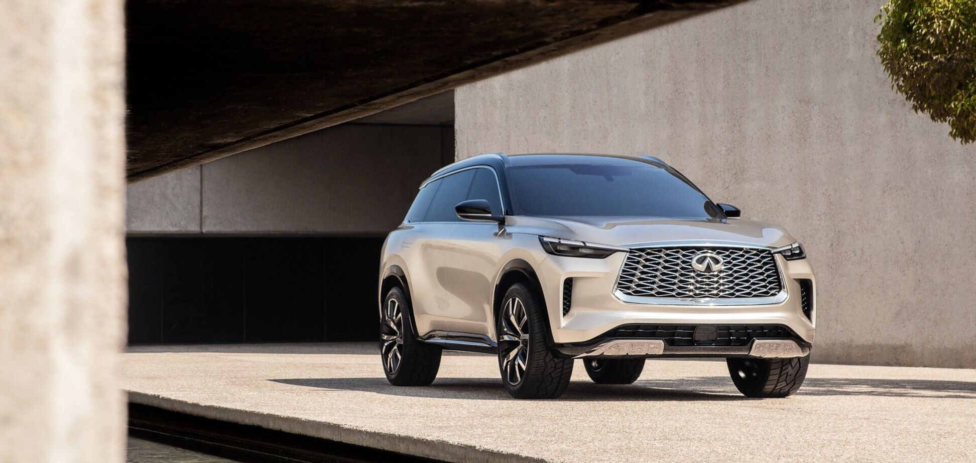 Infiniti показал прототип нового кроссовера