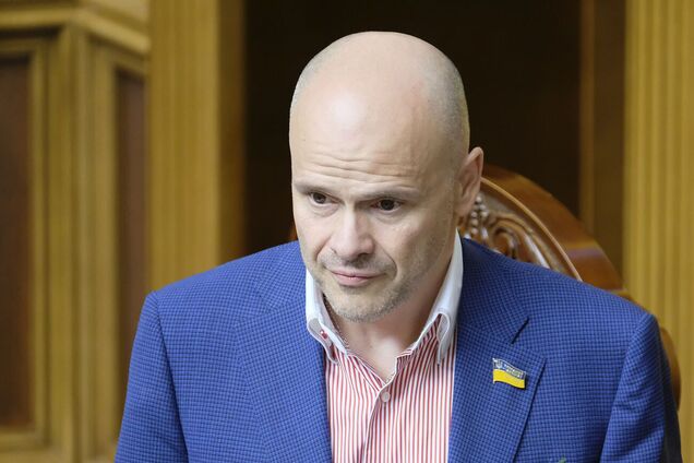 Радуцкий рассказал о 300% доплатах медикам