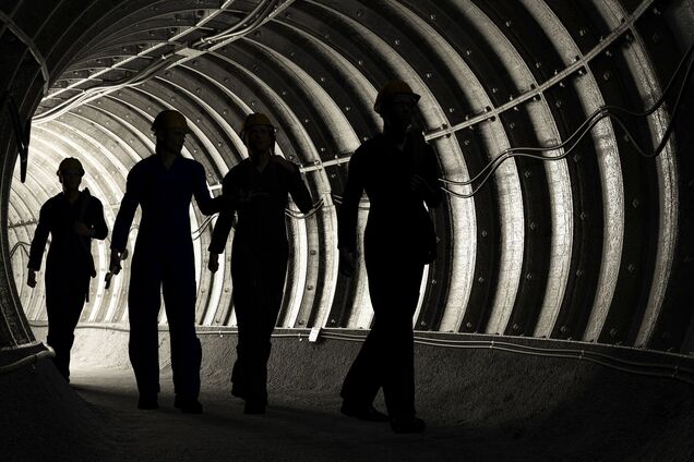 В Кривом Роге часть шахтеров прекратила подземный протест