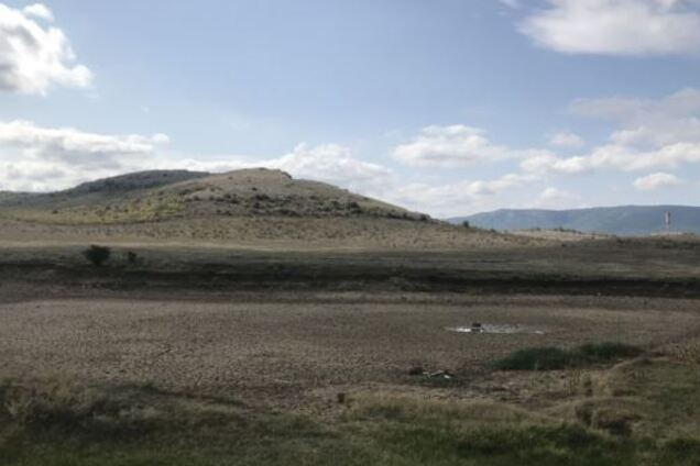 В Крыму пересох ставок в Белогорском районе. Фото: Крым.Реалии