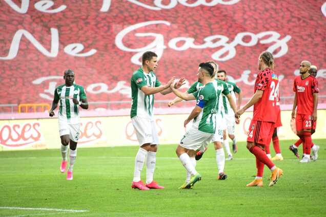 Артем Кравец