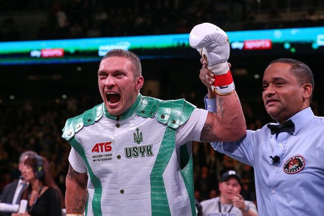 Александр Усик