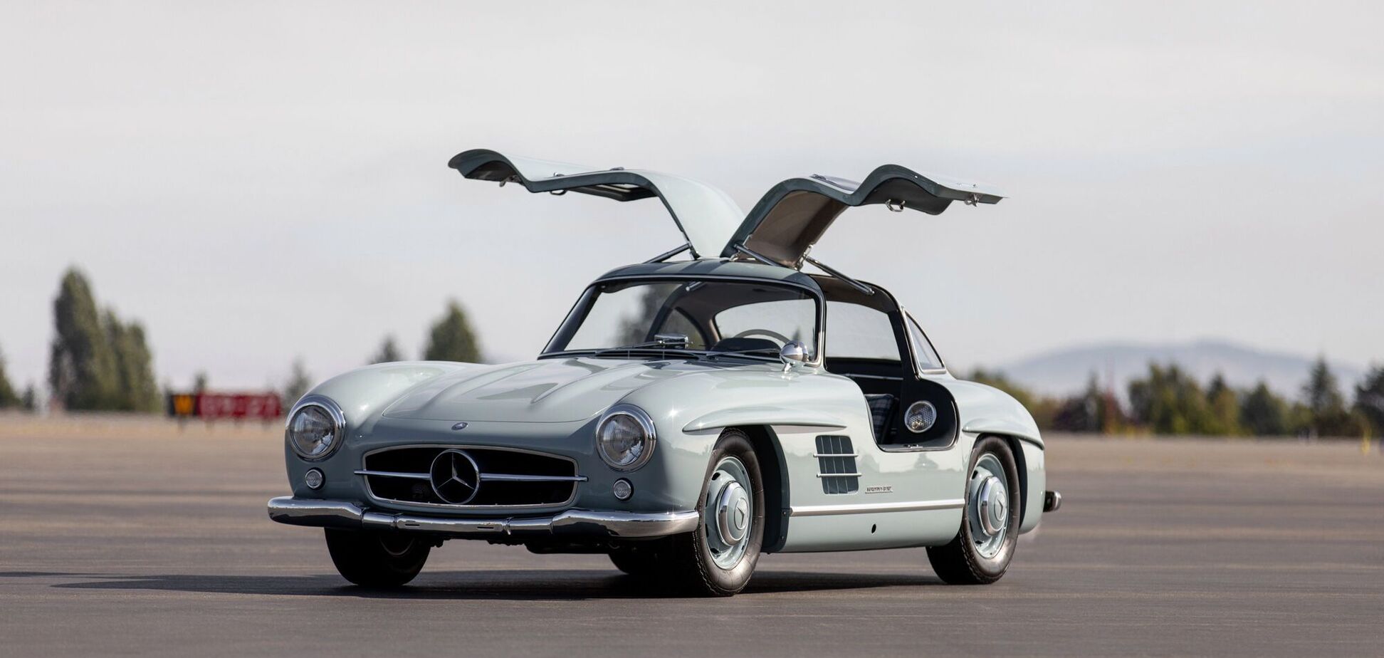 63-річний Mercedes-Benz пішов з аукціону за $1,15 млн
