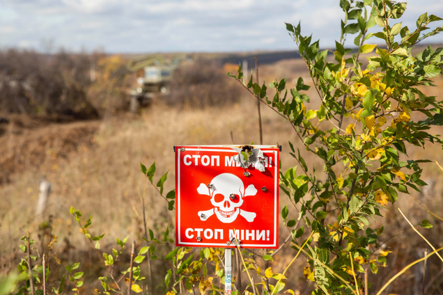 Російський офіцер підірвався на Донбасі