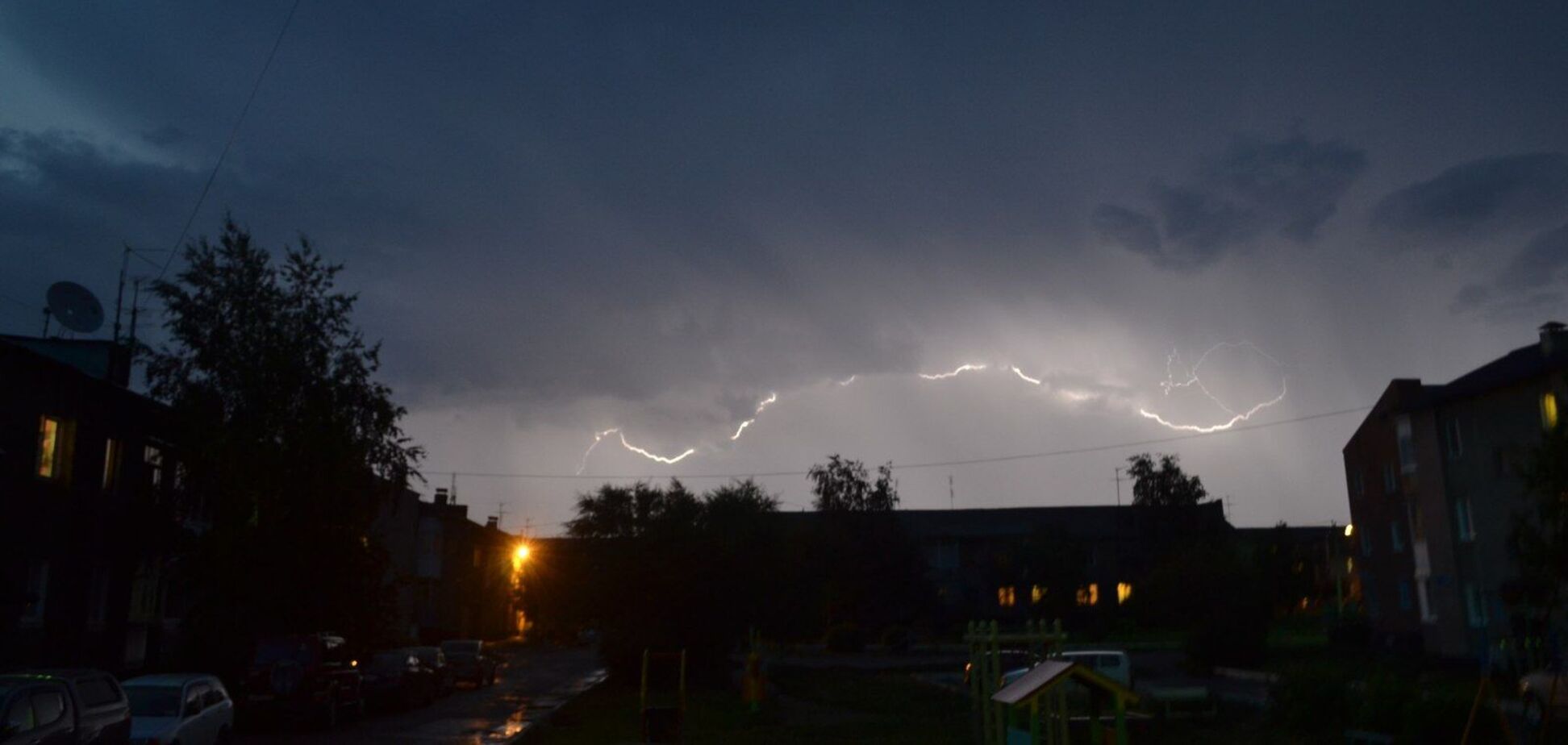 У Дніпрі спрогнозували похмуру та дощову погоду