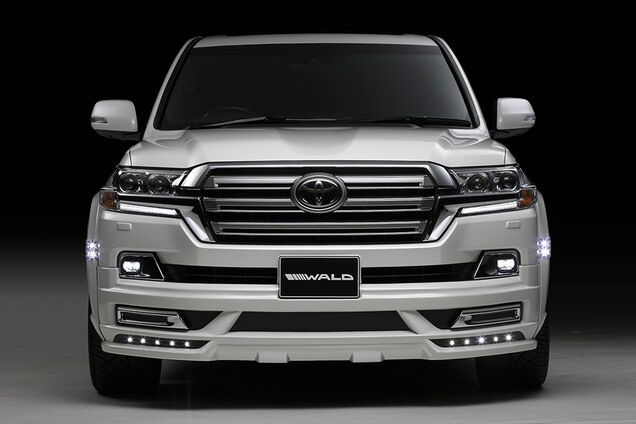 Toyota Land Cruiser превратился из внедорожника в гламурное городское авто