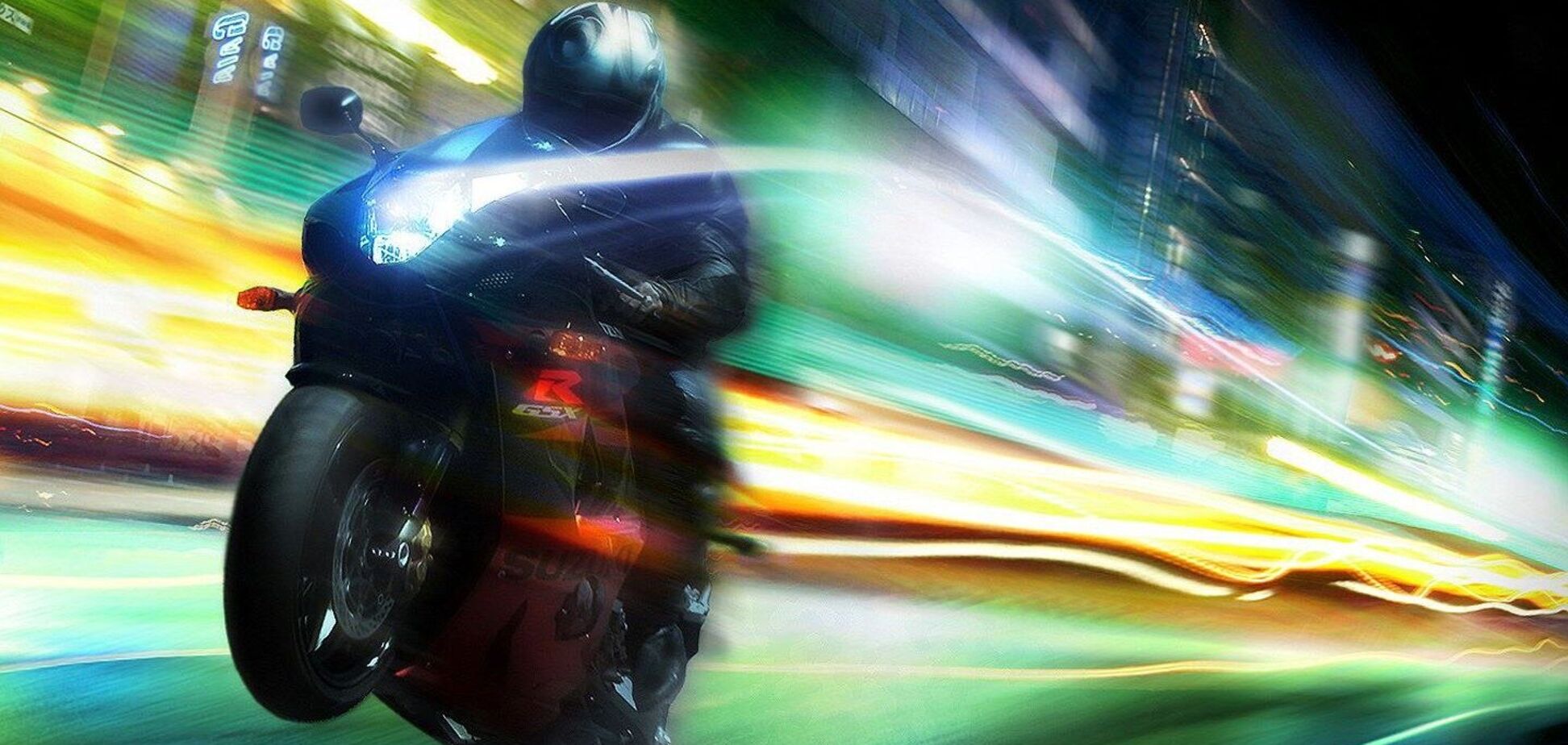 Під Дніпром мотоцикліст влетів в авто, втікаючи від поліції: є загиблий