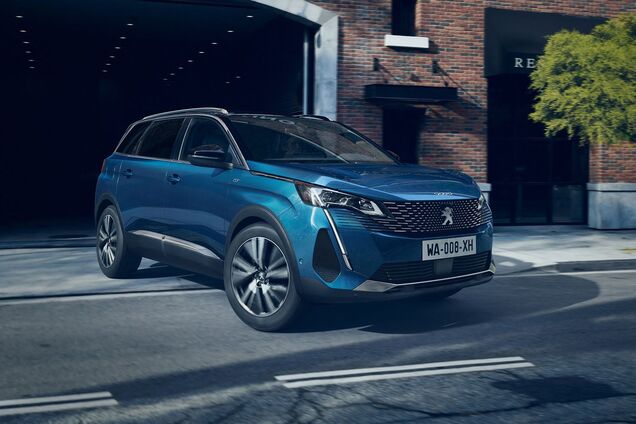 Новый кроссовер Peugeot 5008 показали на официальных изображениях. Фото: Peugeot