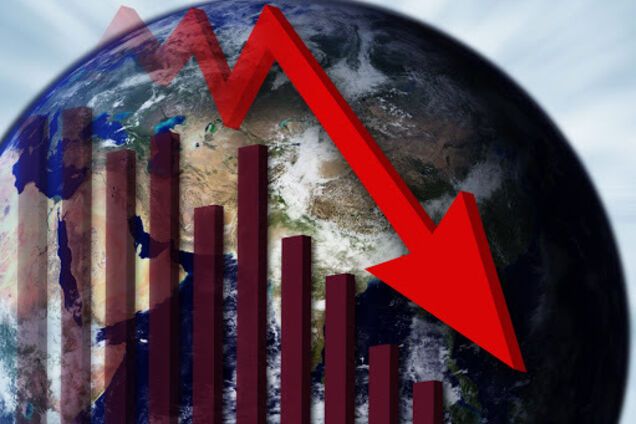 Экономику Украины ждет 'гранитное дно': финансист назвал срок