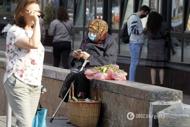 В Киеве снова зафиксировали более 300 новых зараженных: свежая статистика по COVID-19