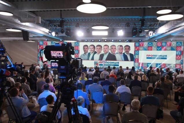 Мэры из 'Пропозиції', по данным аналитиков, лучше всех выполняют обещания. Фото: События