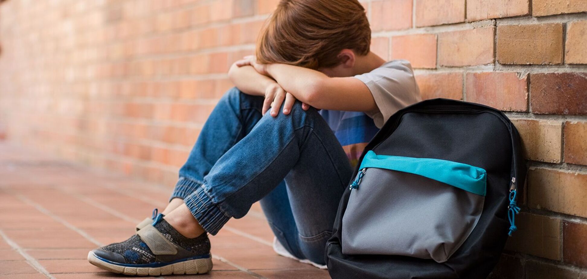 В Днепре подростки избили ребенка с инвалидностью на глазах у толпы: все подробности скандала