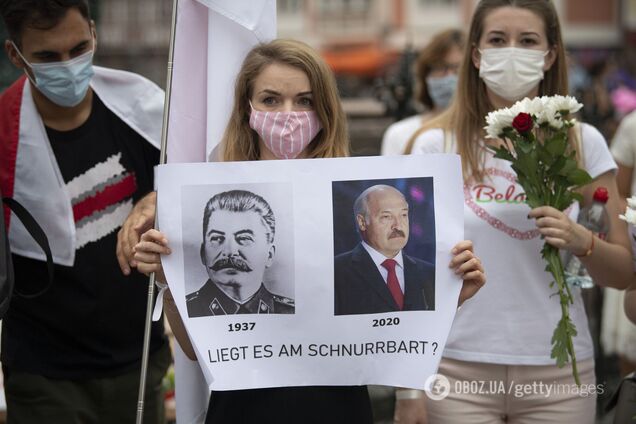 Лебедько: Лукашенко розв'язує проблему з протестами, як Сталін