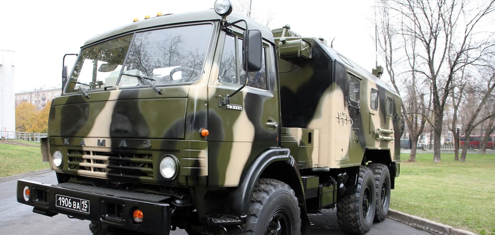 ОБСЕ зафиксировала военные грузовики у границы с РФ