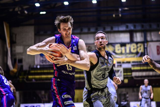 Суперлига Париматч