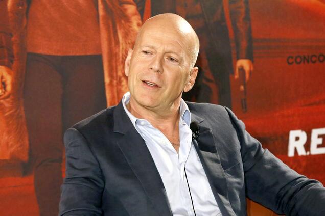 Брюс Уиллис отказался надеть маску в магазине