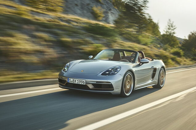 Porsche отметил 25-летие модели Boxster выпуском спецсерии