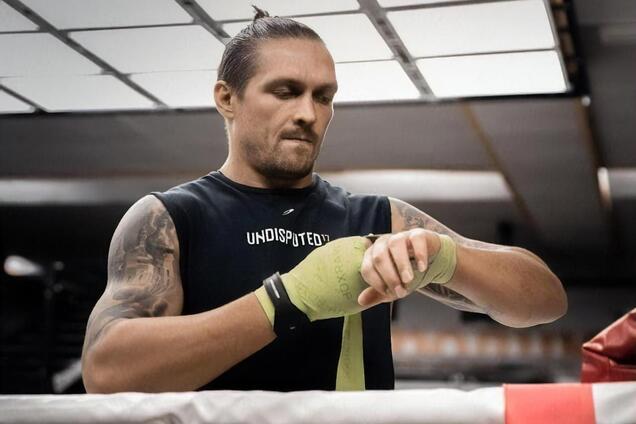 Александр Усик