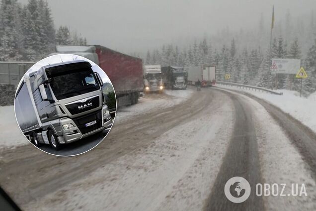 Фура устроила дрифт на Южном мосту в Киеве из-за непогоды. Видео