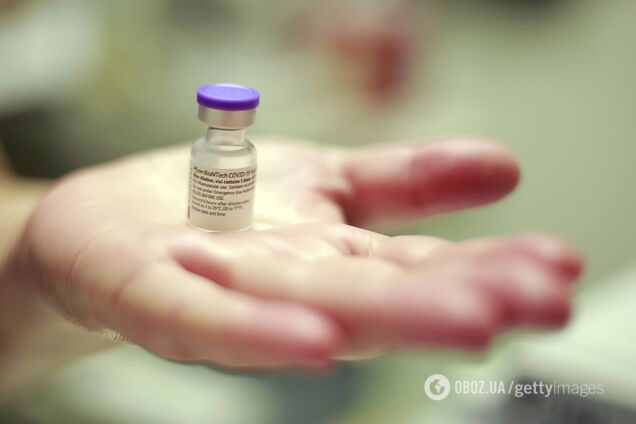 Делать прививки за деньги неэтично