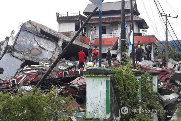Землетрясение в Индонезии