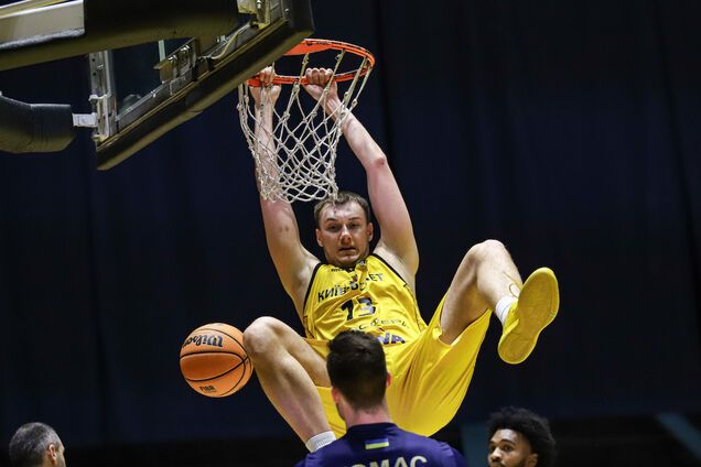 Суперлига Париматч