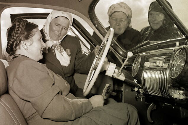 'Лімузин для народу' – для кого в СРСР створювали автомобілі