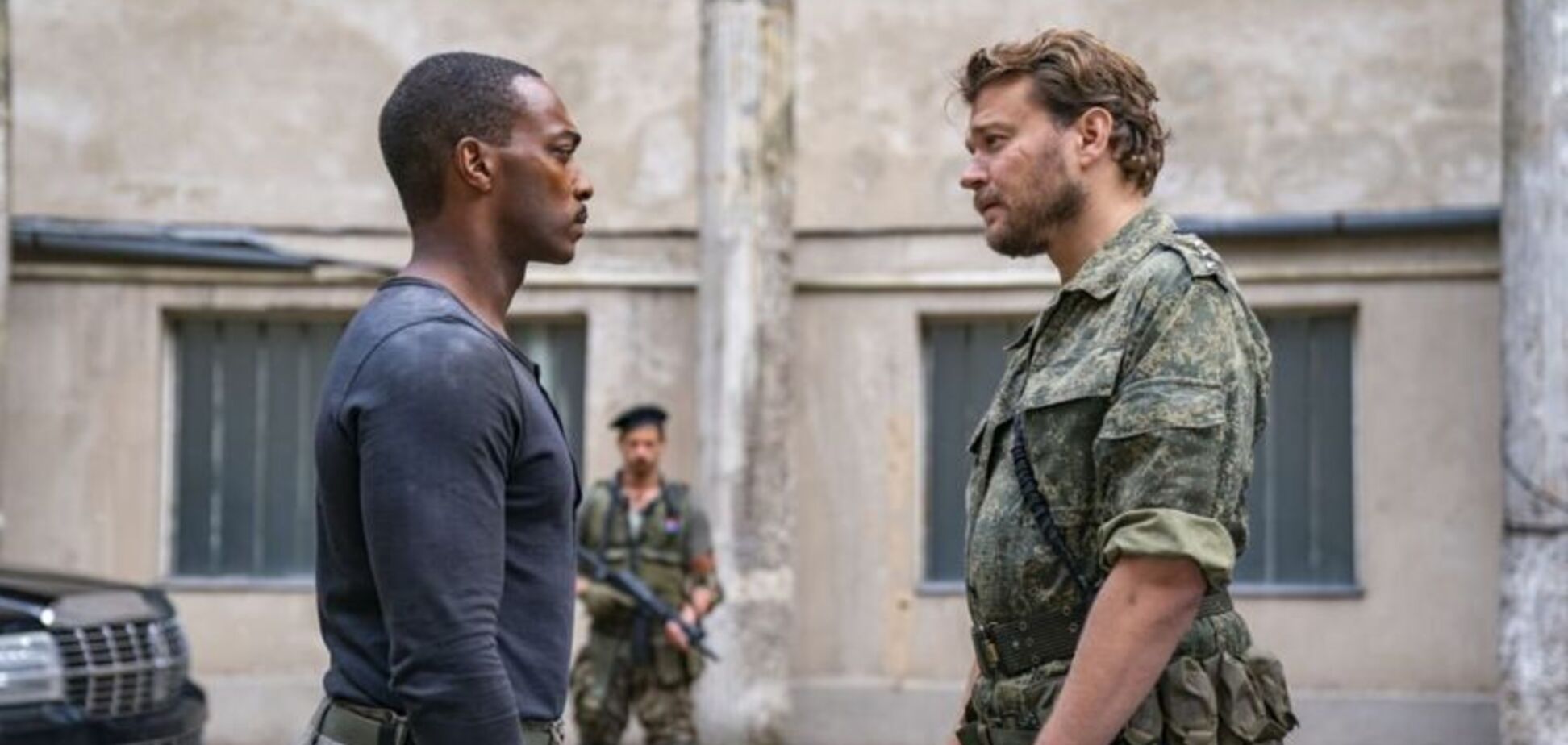 Первый фильм Netflix с украинским дубляжем Outside the Wire