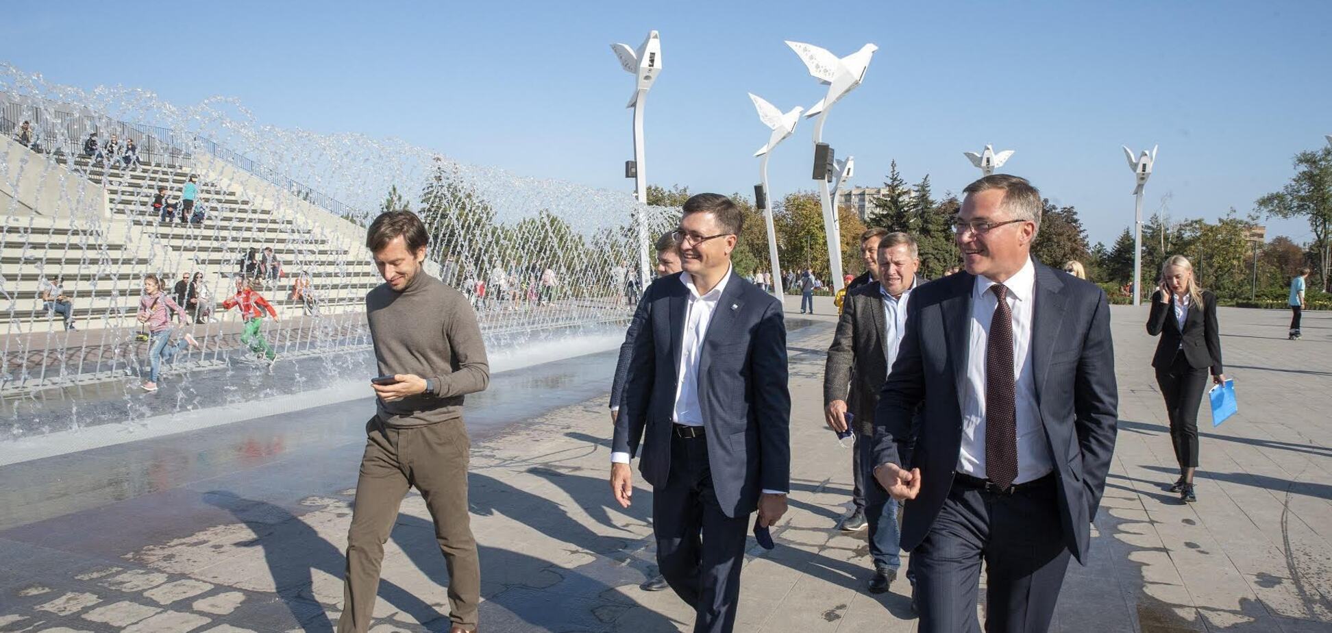 'Метинвест' вместе с муниципалитетом Мариуполя облагораживают общественные места в городе