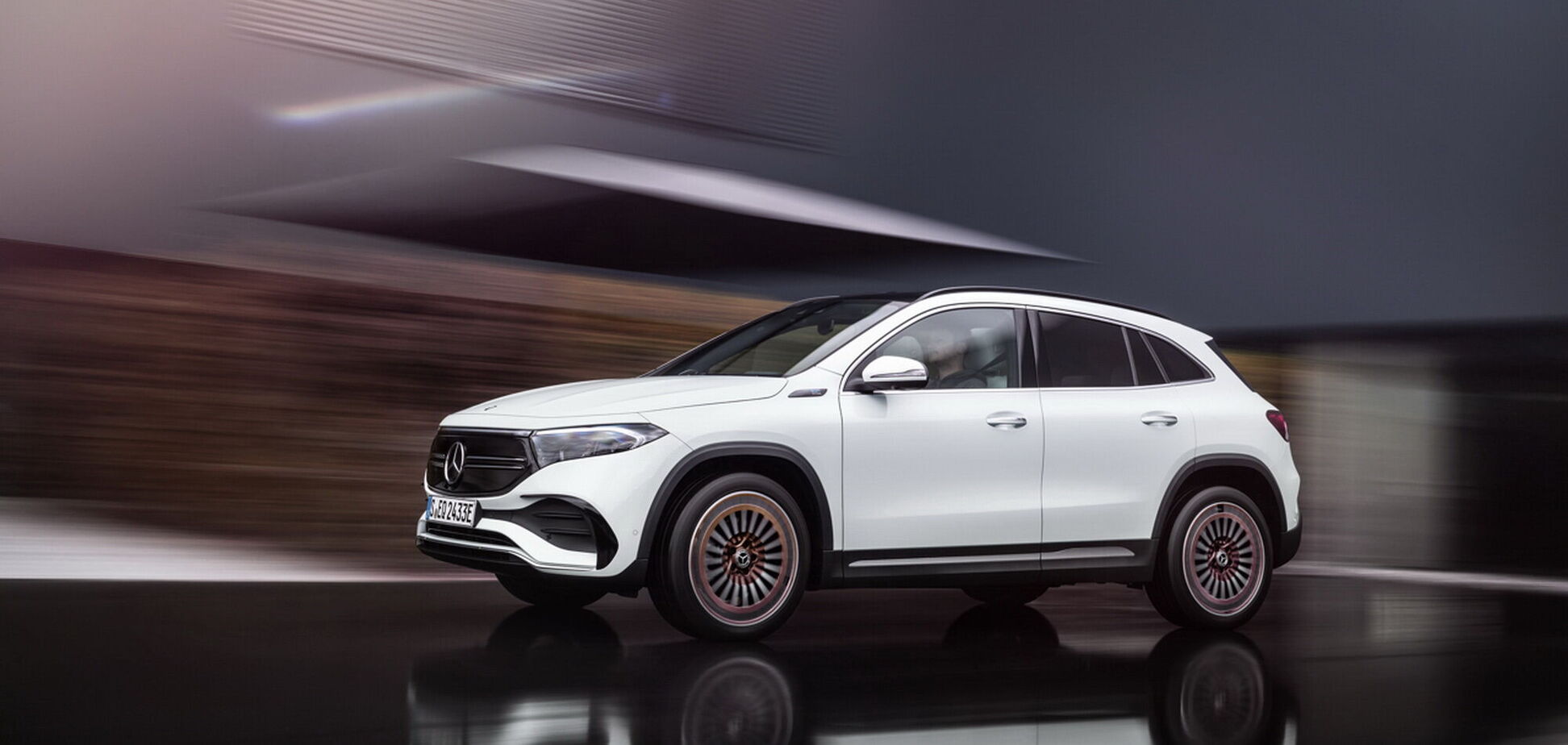 Mercedes-Benz офіційно представив новий електромобіль