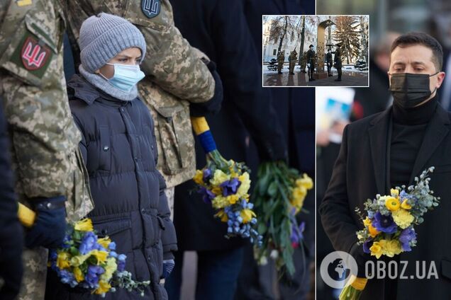 Зеленский почтил память 'киборгов'