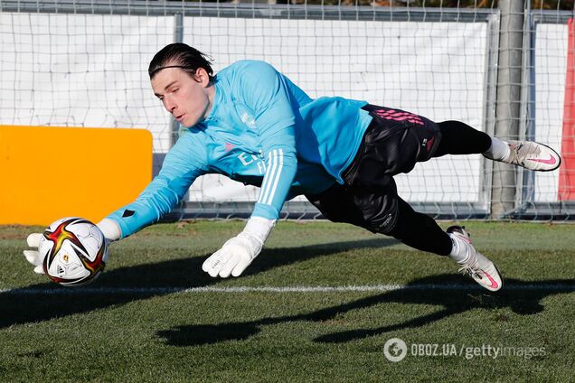 Андрей Лунин