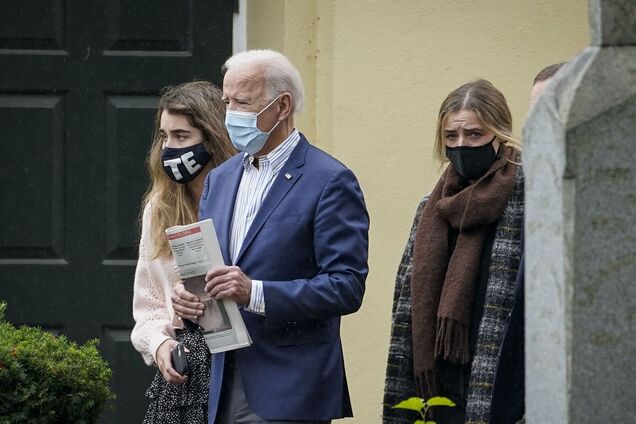 Образы внучек Байдена на его инаугурации: как выглядели девушки