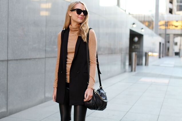 Как и с чем носить водолазку в 2021-м: Андре Тан дал советы