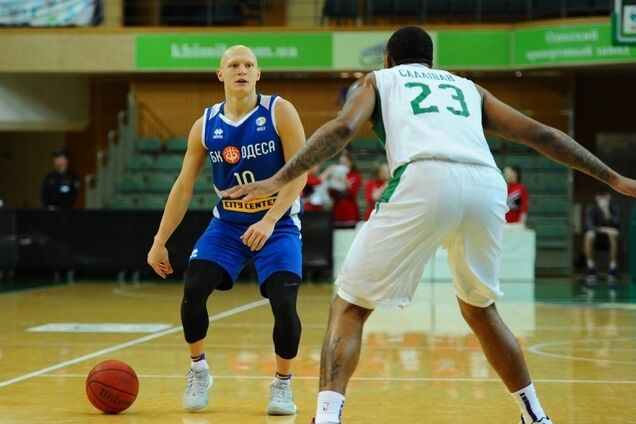 Суперлига Париматч