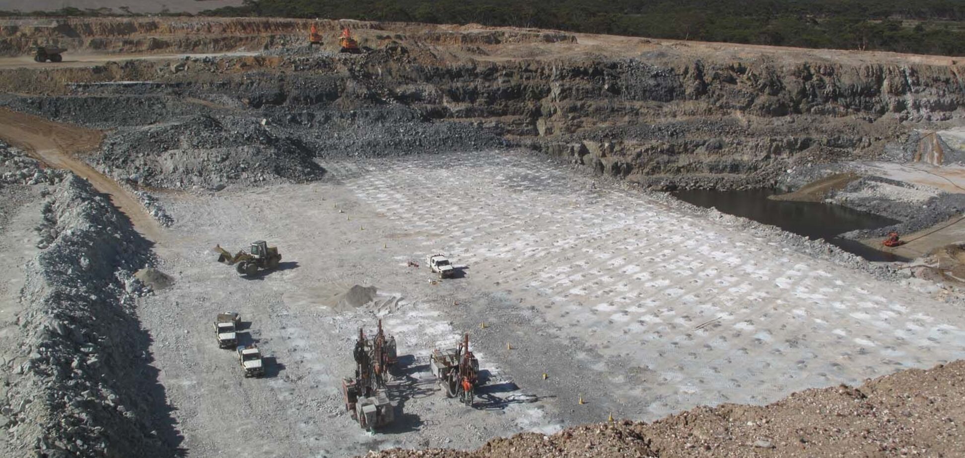 Полоховське родовище літієвих руд