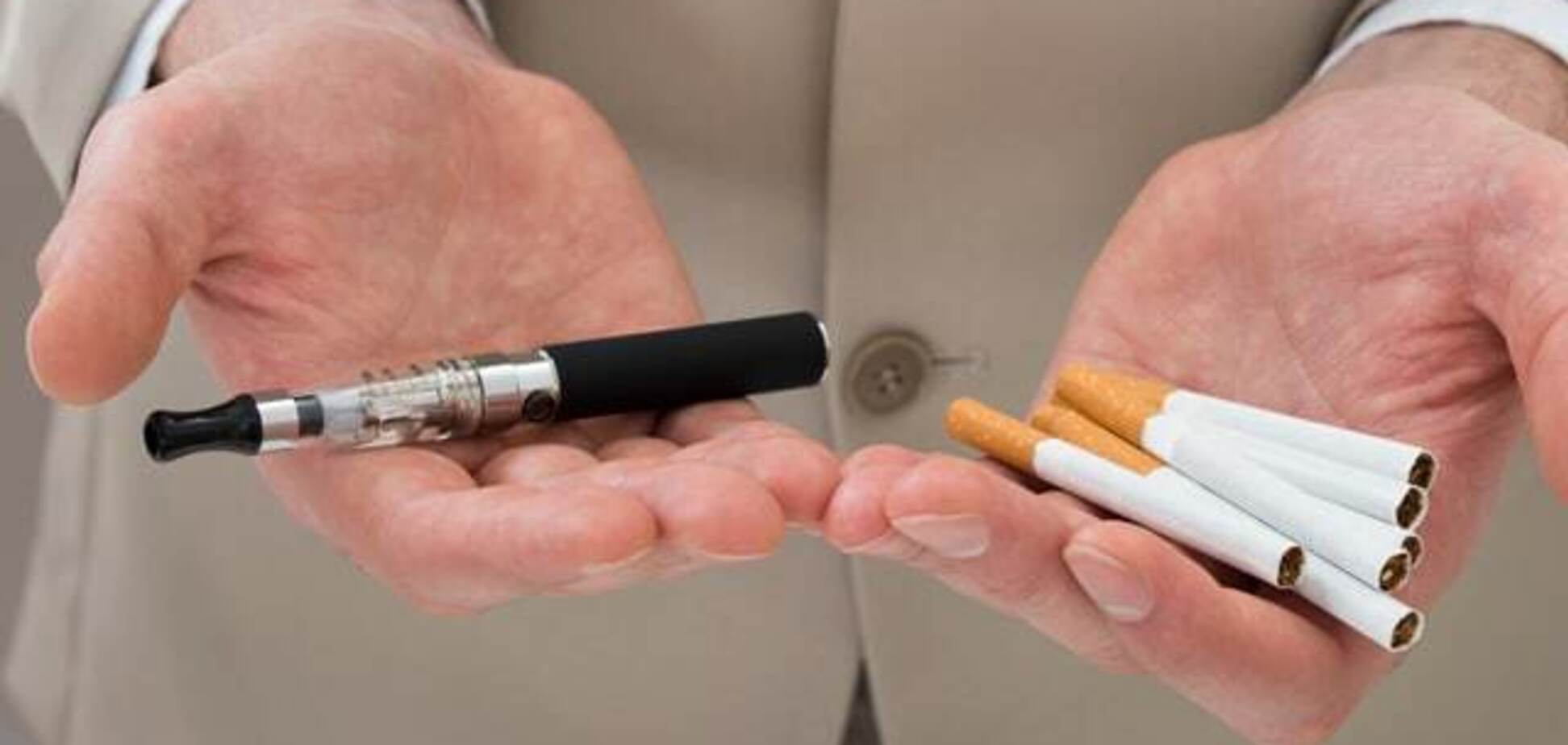 Експерти заявили, що подвійне використання звичайних і електронних сигарет не знижує ризики