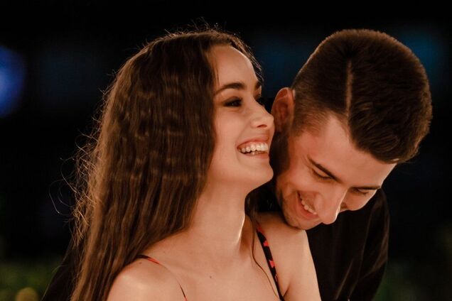 Мішина сексуально станцювала в одному рушнику для Еллерта. Відео