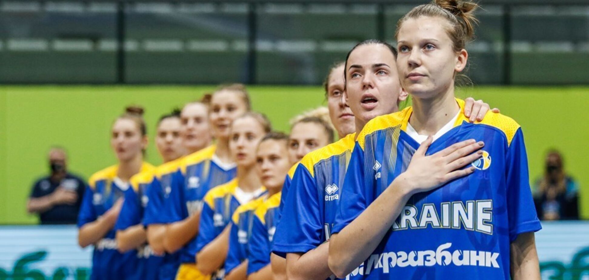 Женская сборная Украины