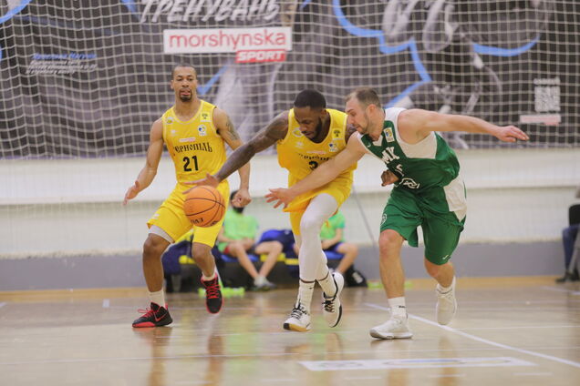 Суперлига Париматч