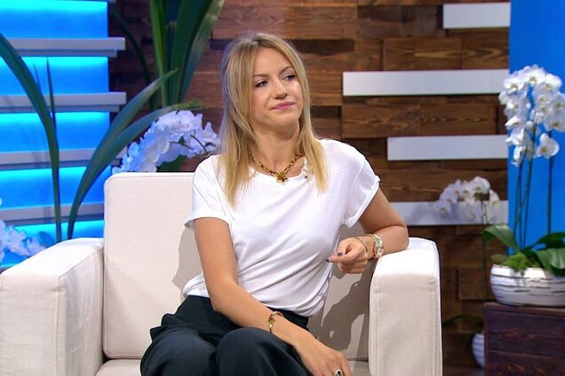 Нікітюк розлютилася через купальні труси та вилаялася на бренд. Відео