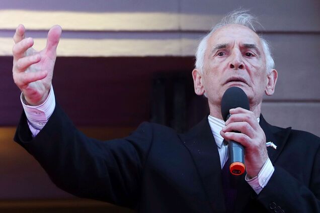 Жены, смерть детей и поклонница Зина: что известно о личной жизни Ланового