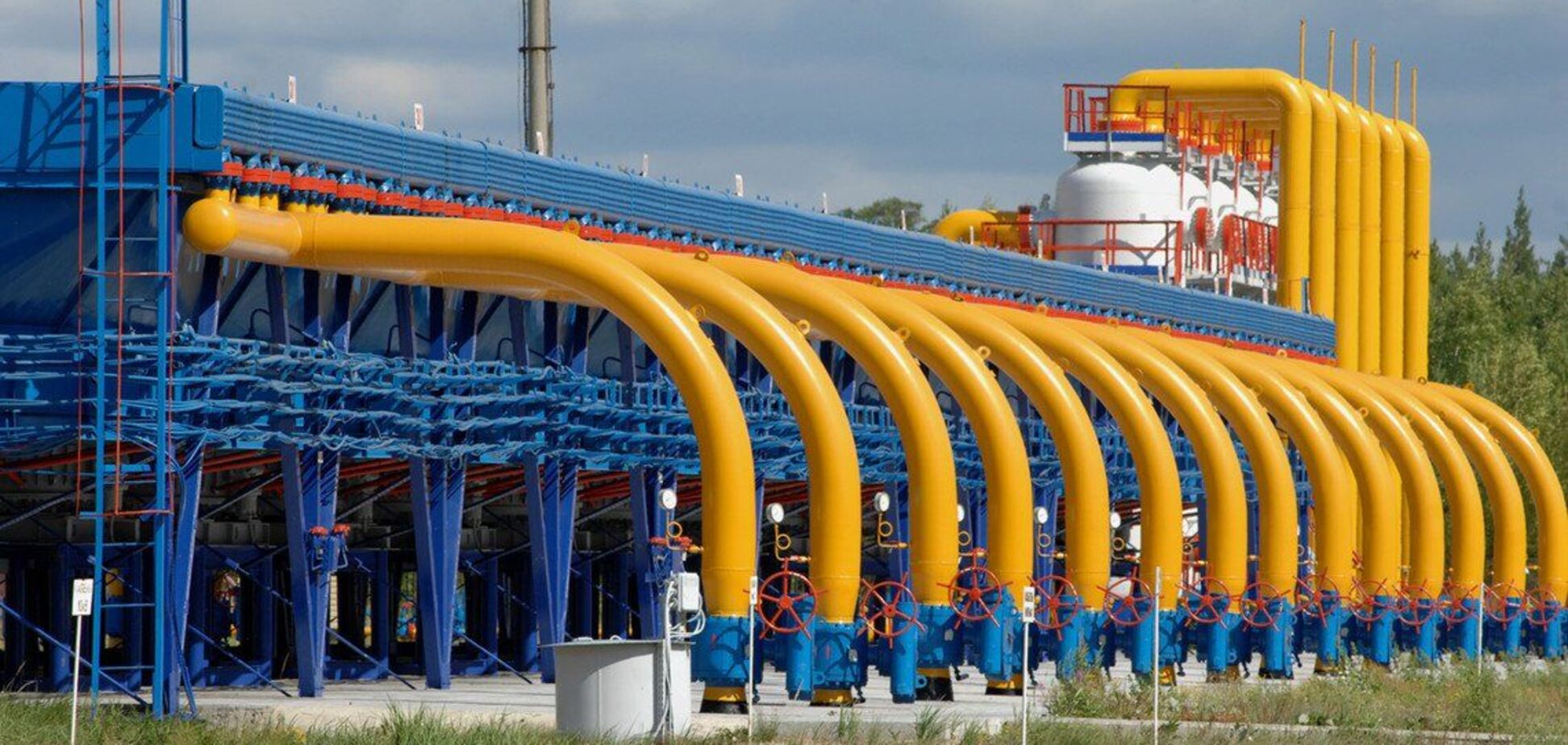 Украина уже несколько лет действительно не покупает российский газ