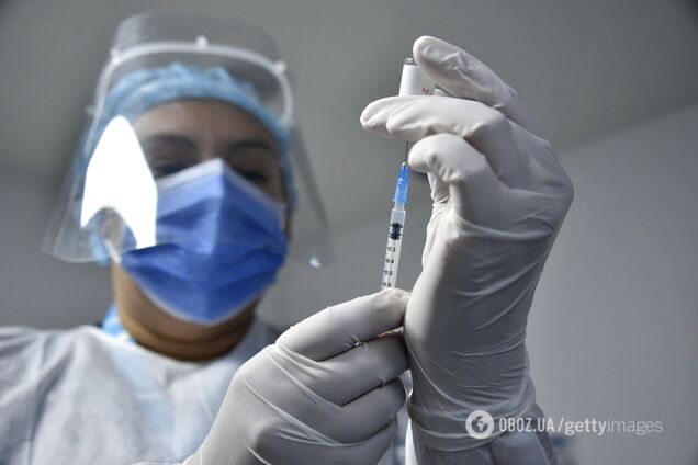 COVAX одобрил выделение вакцины Украине: когда и сколько получим