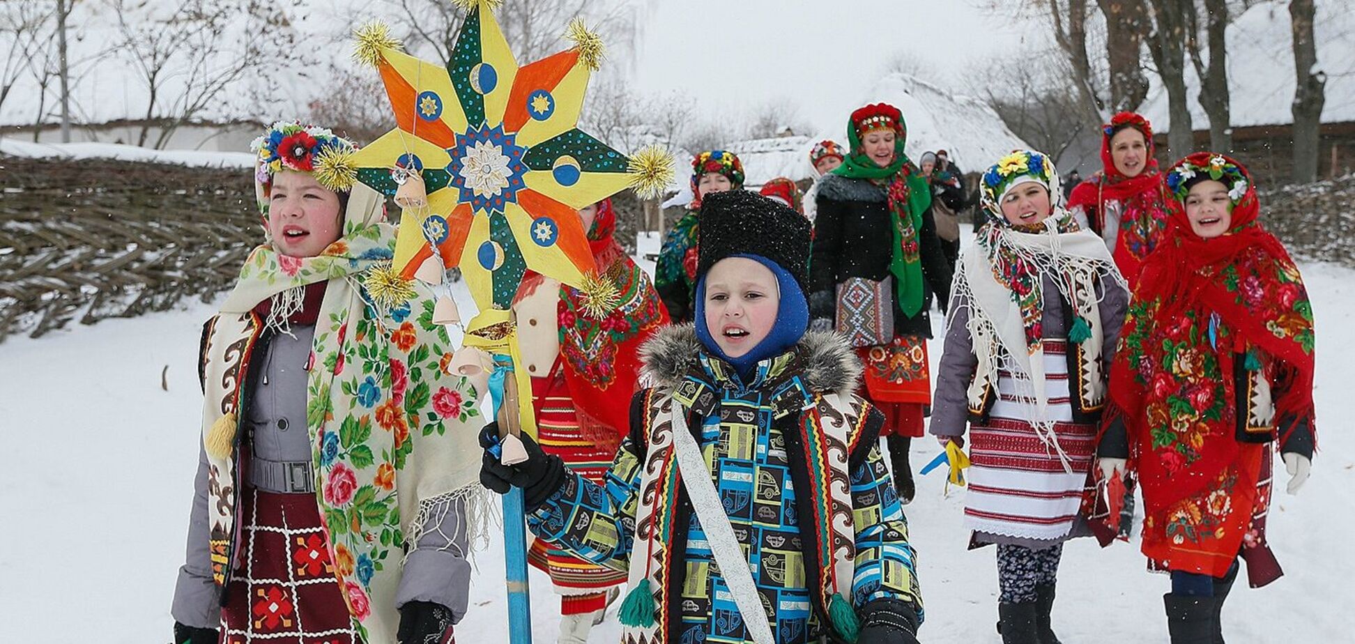 На Святки украинцы идут колядовать, щедровать и посевать