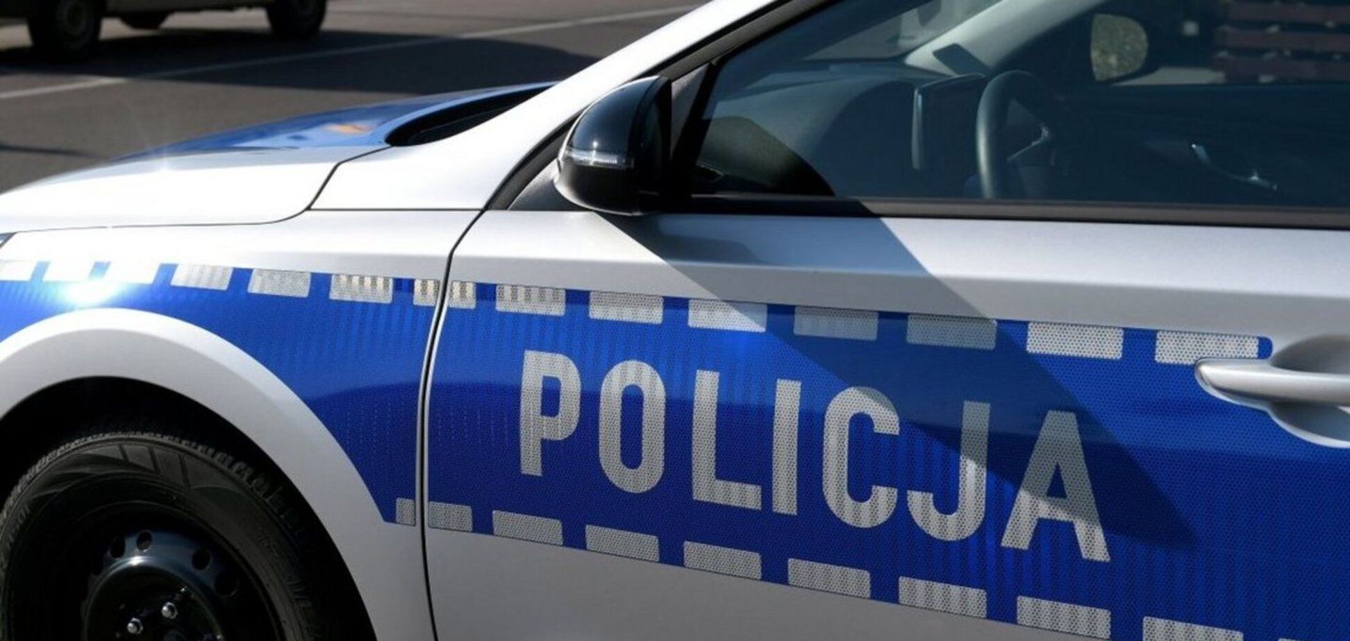 В Польше украинец набросился с ножом на полицейских