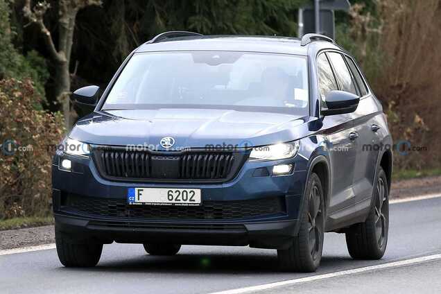На тестах заметили рестайлинговый Skoda Kodiaq