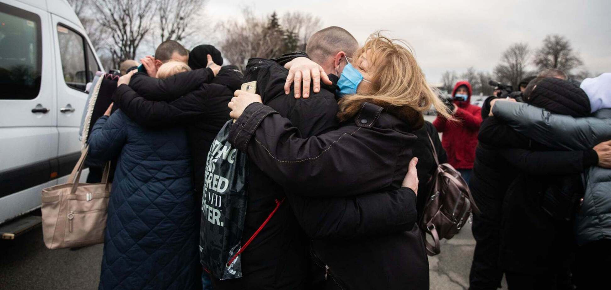 В Украину из ливийской тюрьмы вернулись моряки. Фото