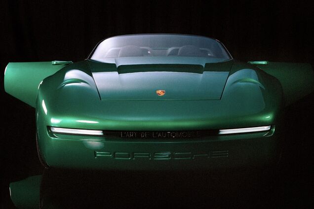 Porsche показал уникальный арт-кар в стиле ретро